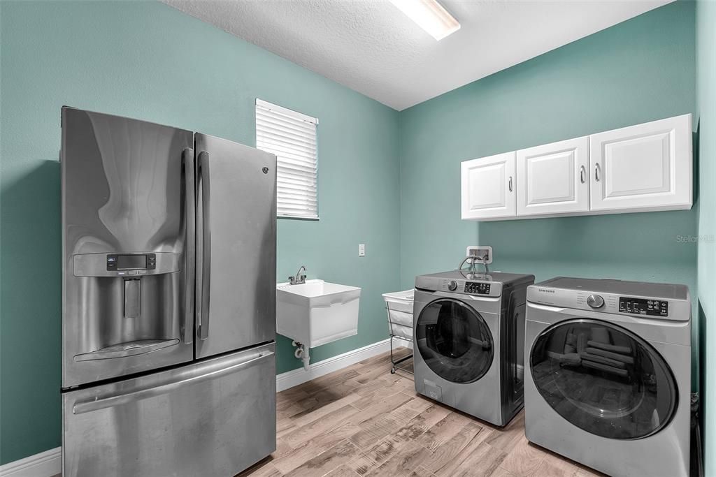 В аренду: $3,500 (3 спален, 3 ванн, 2931 Квадратных фут)