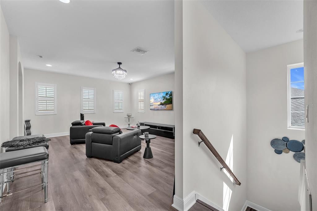 В аренду: $3,500 (3 спален, 3 ванн, 2931 Квадратных фут)