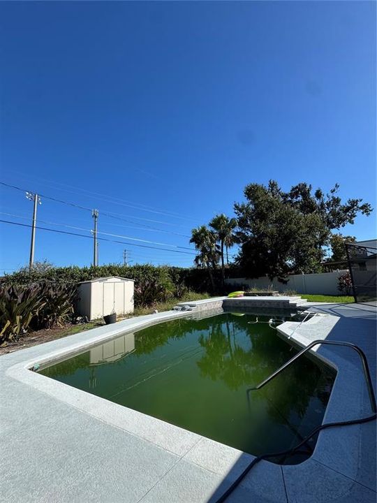 Active With Contract: $345,000 (3 beds, 2 baths, 1332 Square Feet)