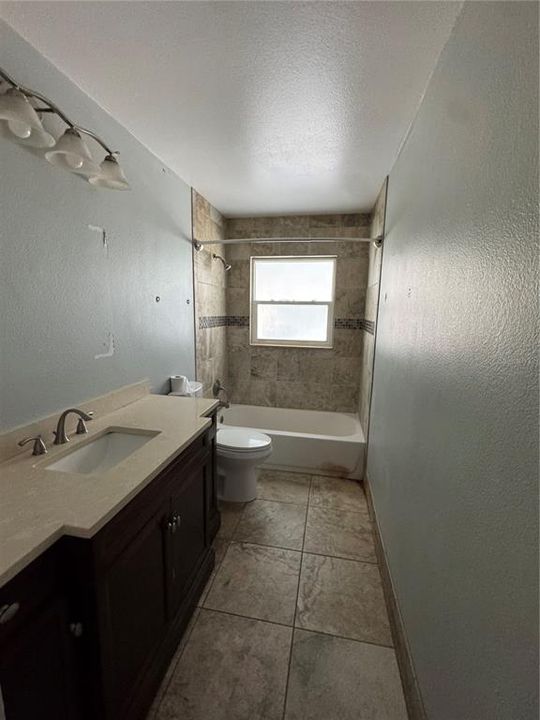 Active With Contract: $345,000 (3 beds, 2 baths, 1332 Square Feet)