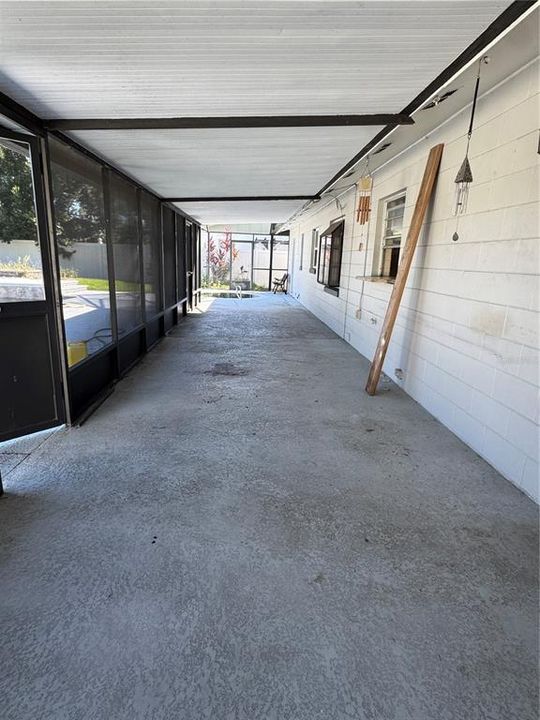 Active With Contract: $345,000 (3 beds, 2 baths, 1332 Square Feet)