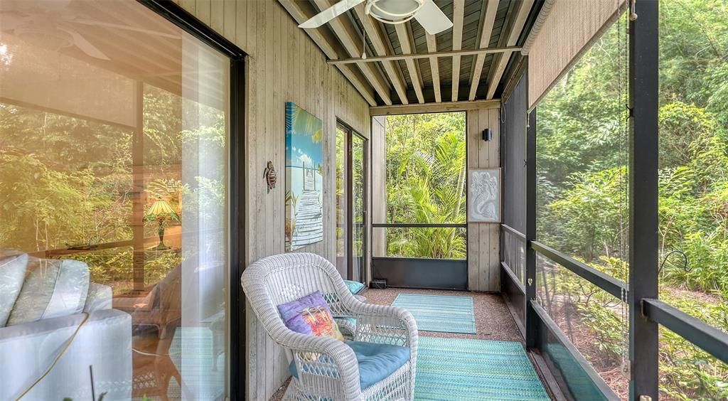 待售: $189,900 (1 贝兹, 1 浴室, 865 平方英尺)