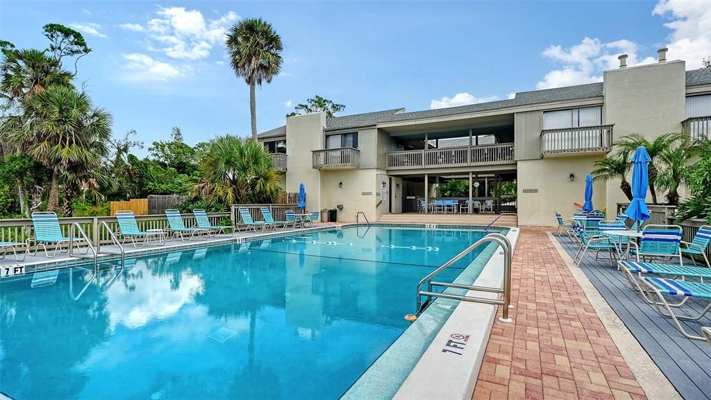 待售: $189,900 (1 贝兹, 1 浴室, 865 平方英尺)