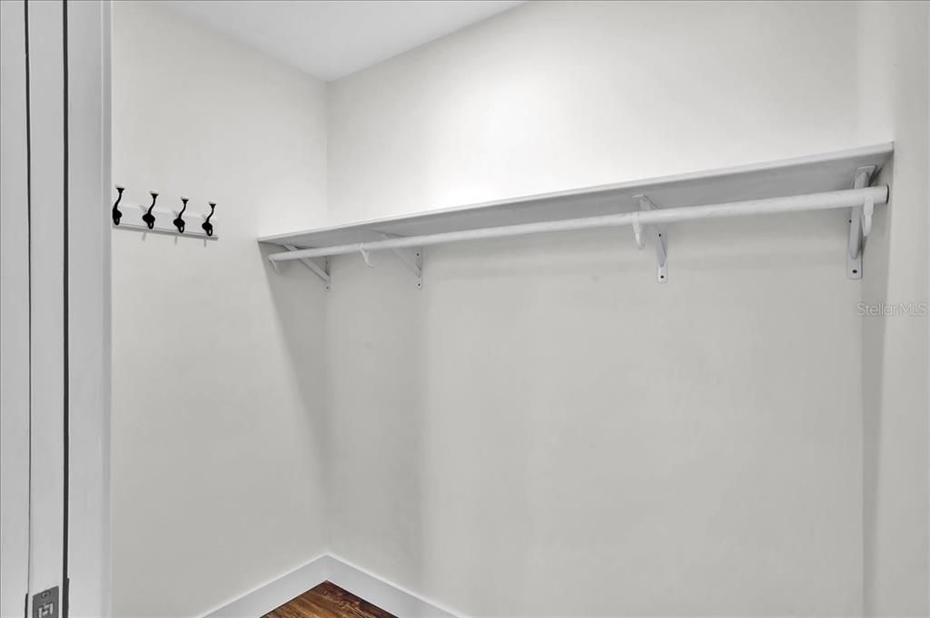 For Sale: $497,000 (4 beds, 3 baths, 1558 Square Feet)