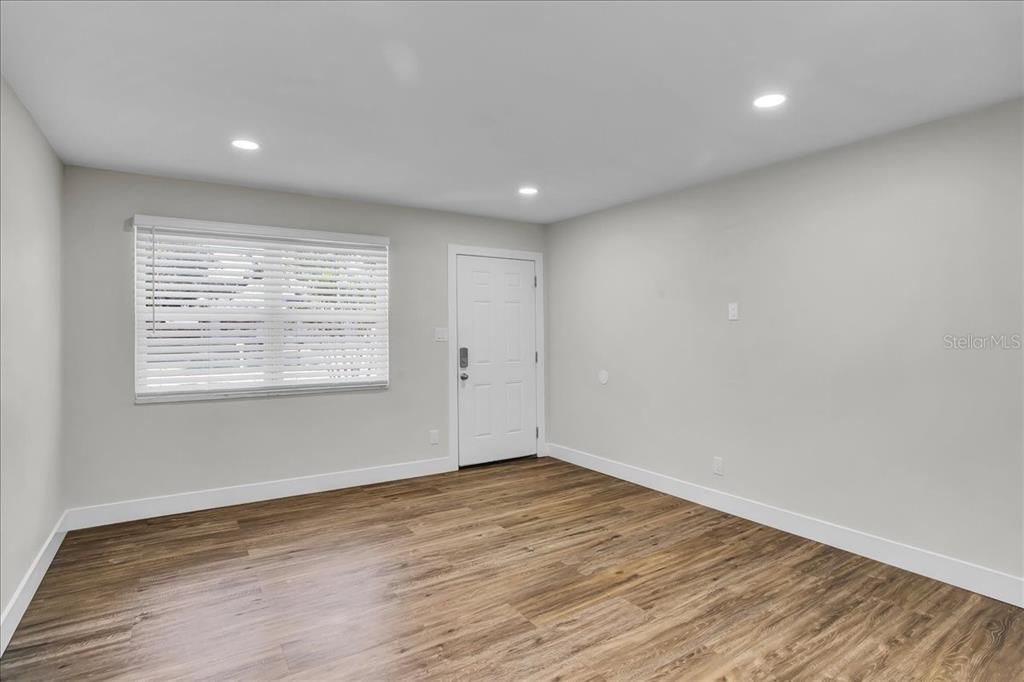 For Sale: $497,000 (4 beds, 3 baths, 1558 Square Feet)