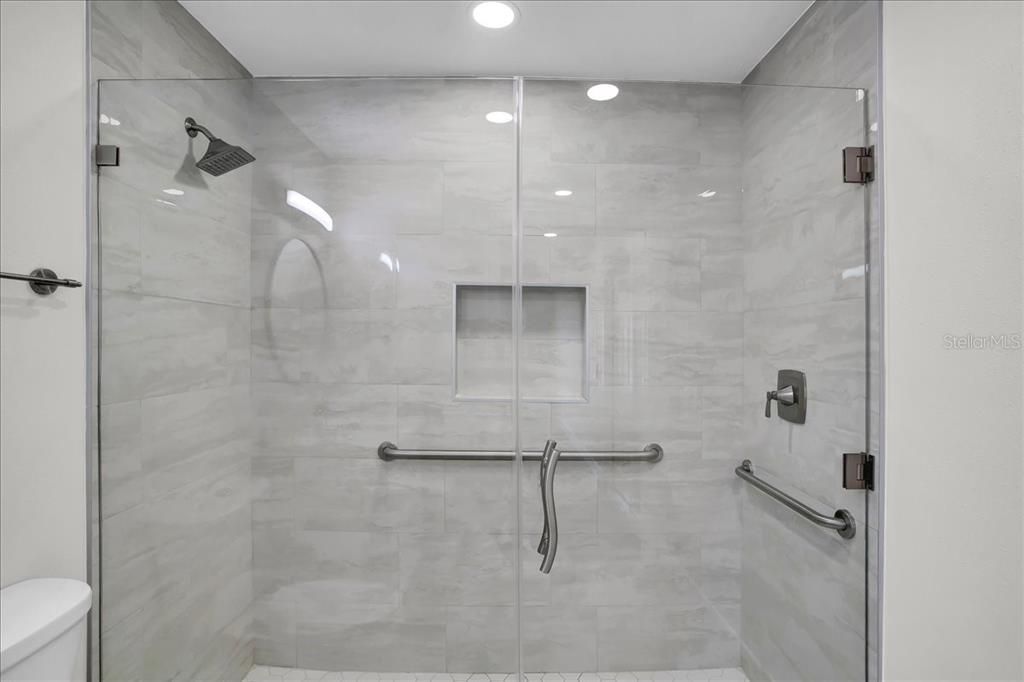 For Sale: $497,000 (4 beds, 3 baths, 1558 Square Feet)