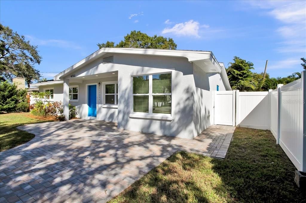 For Sale: $497,000 (4 beds, 3 baths, 1558 Square Feet)