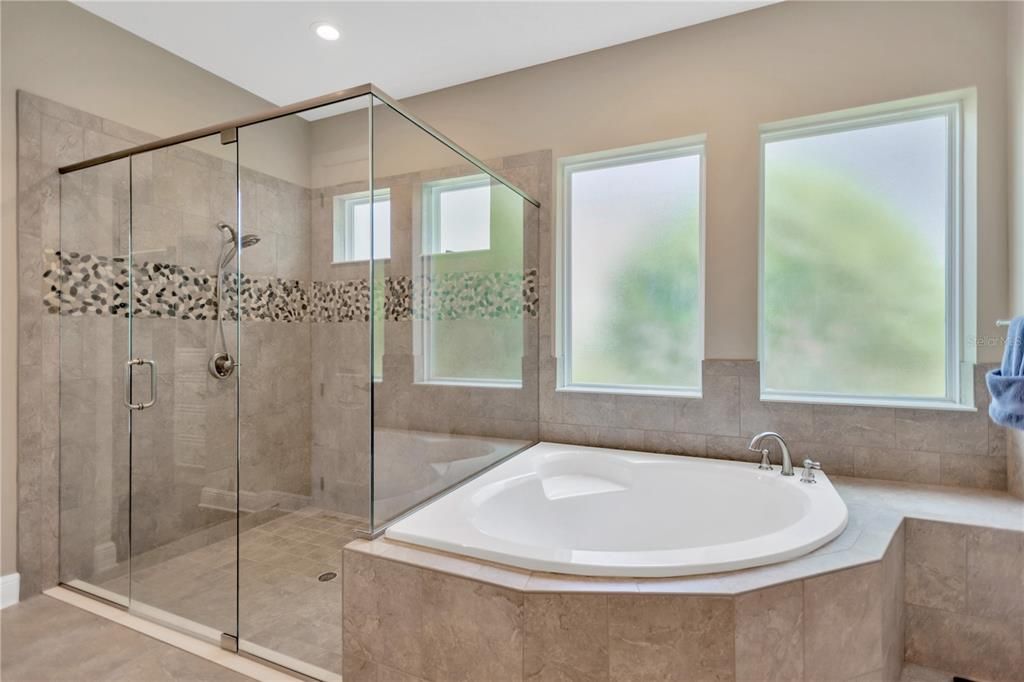 待售: $1,560,000 (4 贝兹, 3 浴室, 3475 平方英尺)