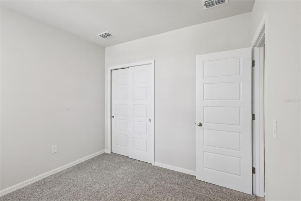 待售: $319,995 (4 贝兹, 2 浴室, 1687 平方英尺)