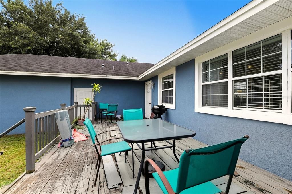 For Sale: $1,500,000 (3 beds, 2 baths, 2251 Square Feet)