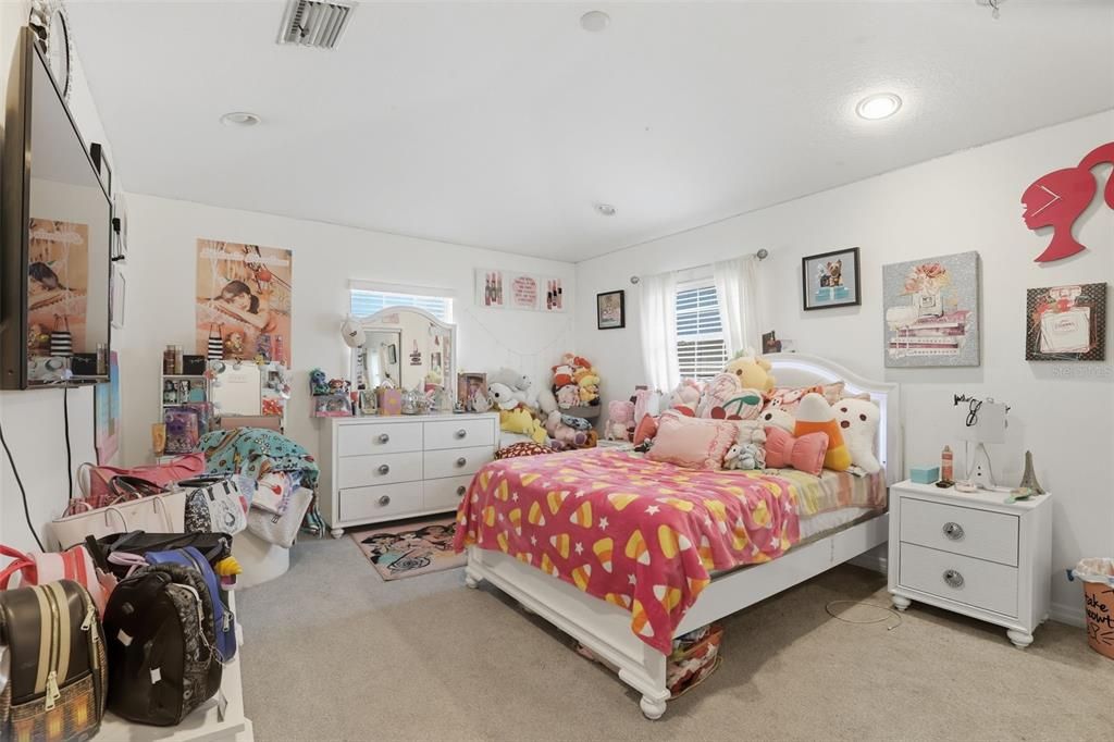 For Sale: $1,500,000 (3 beds, 2 baths, 2251 Square Feet)