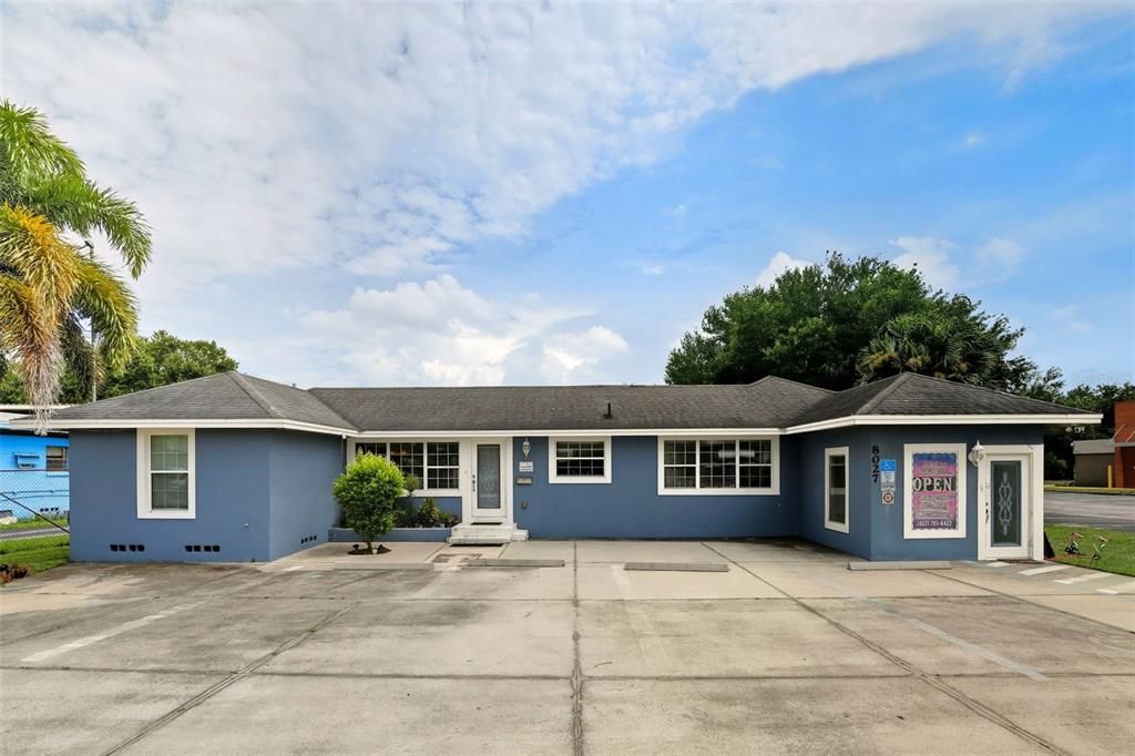 For Sale: $1,500,000 (3 beds, 2 baths, 2251 Square Feet)