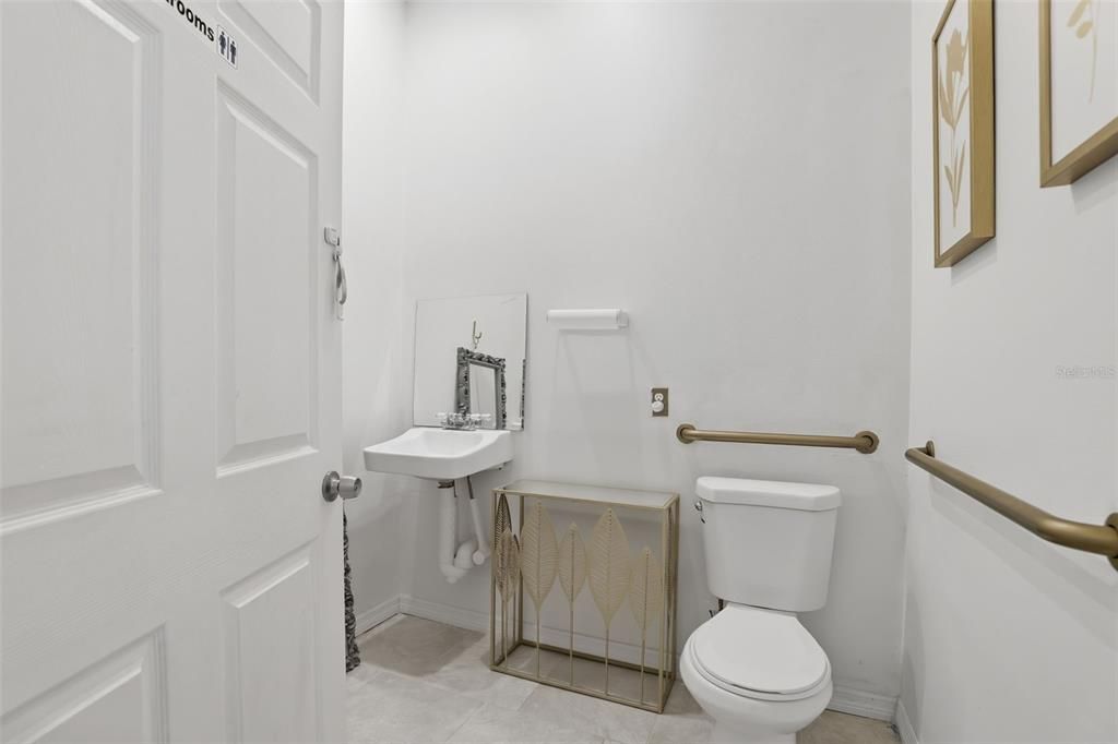 For Sale: $1,500,000 (3 beds, 2 baths, 2251 Square Feet)