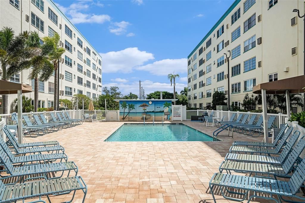 待售: $198,000 (2 贝兹, 2 浴室, 1120 平方英尺)