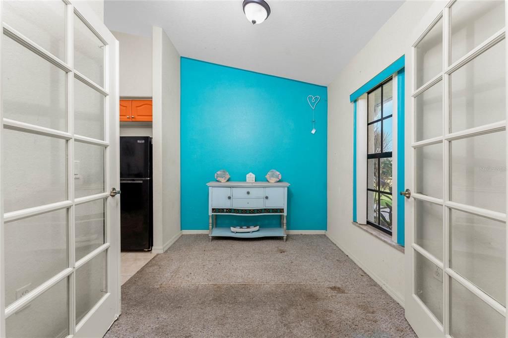 For Sale: $199,900 (2 beds, 2 baths, 1107 Square Feet)