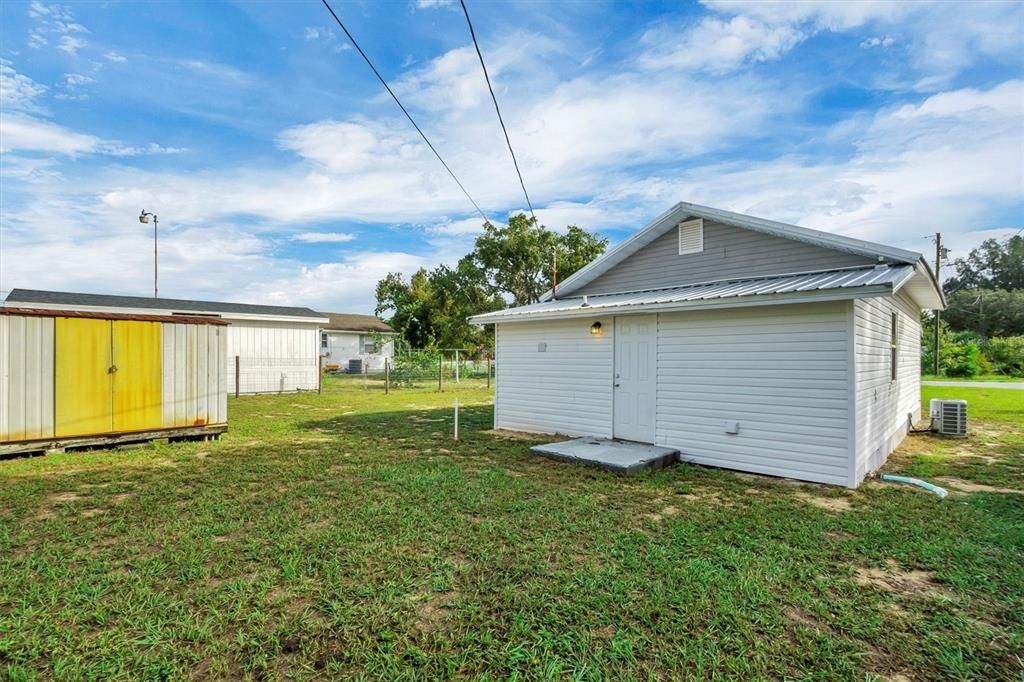 待售: $139,900 (2 贝兹, 1 浴室, 680 平方英尺)