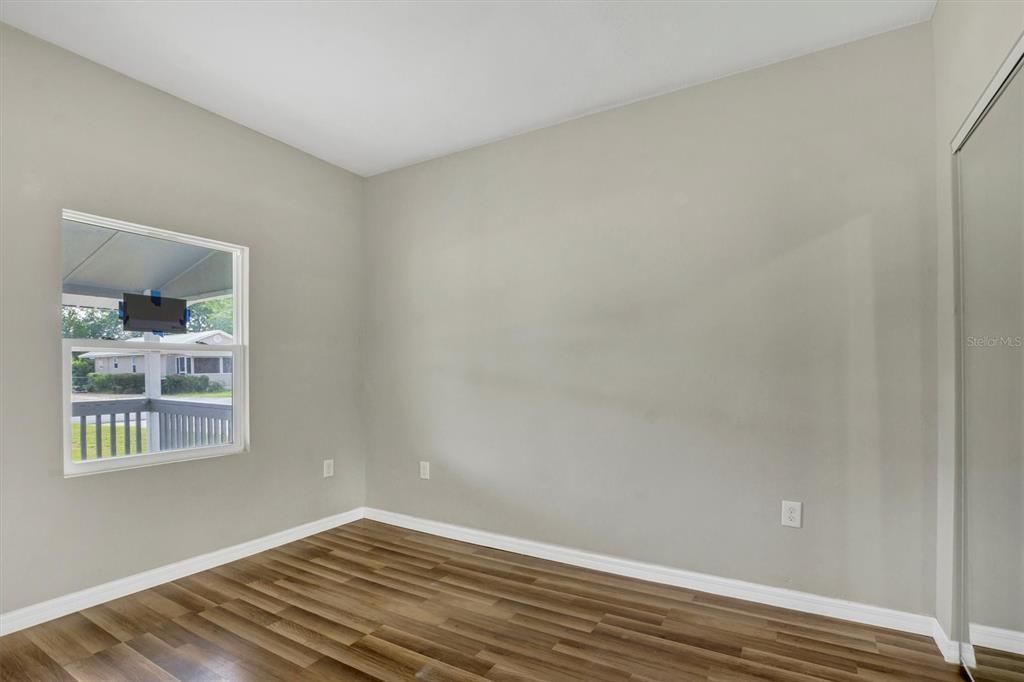 待售: $139,900 (2 贝兹, 1 浴室, 680 平方英尺)