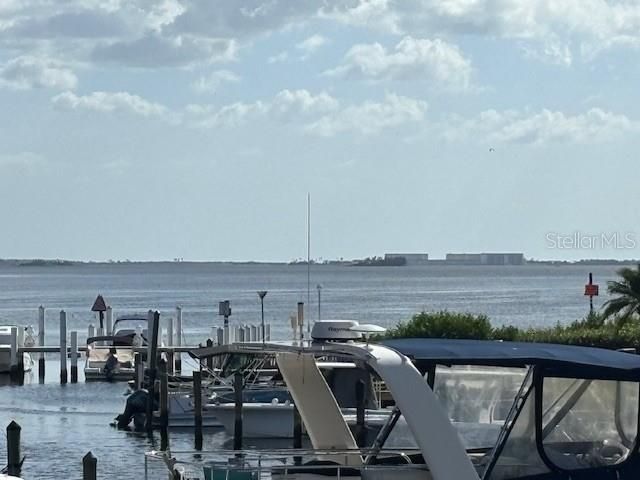 出租: $2,395 (2 贝兹, 2 浴室, 1065 平方英尺)