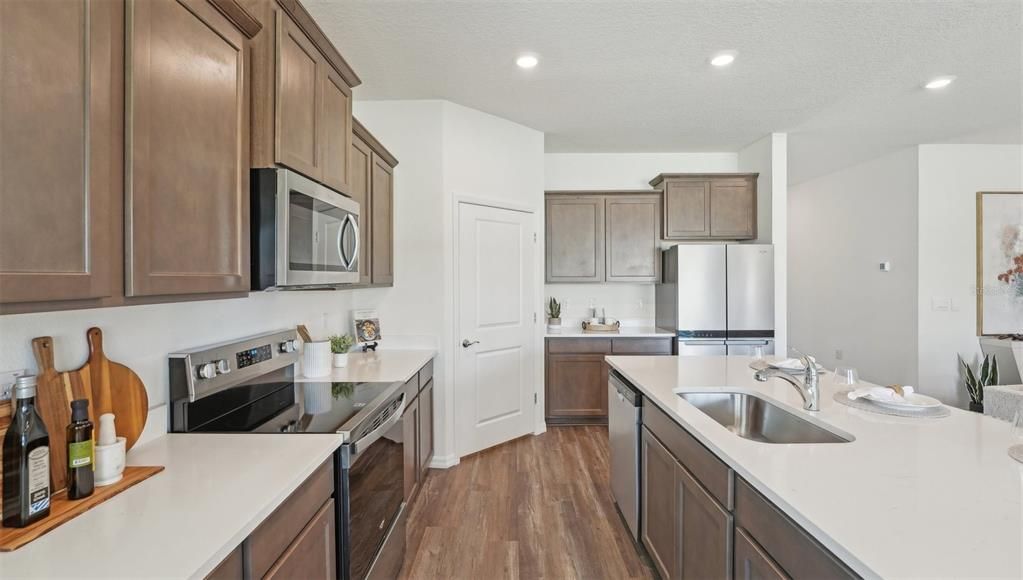 Active With Contract: $344,990 (4 beds, 2 baths, 2034 Square Feet)