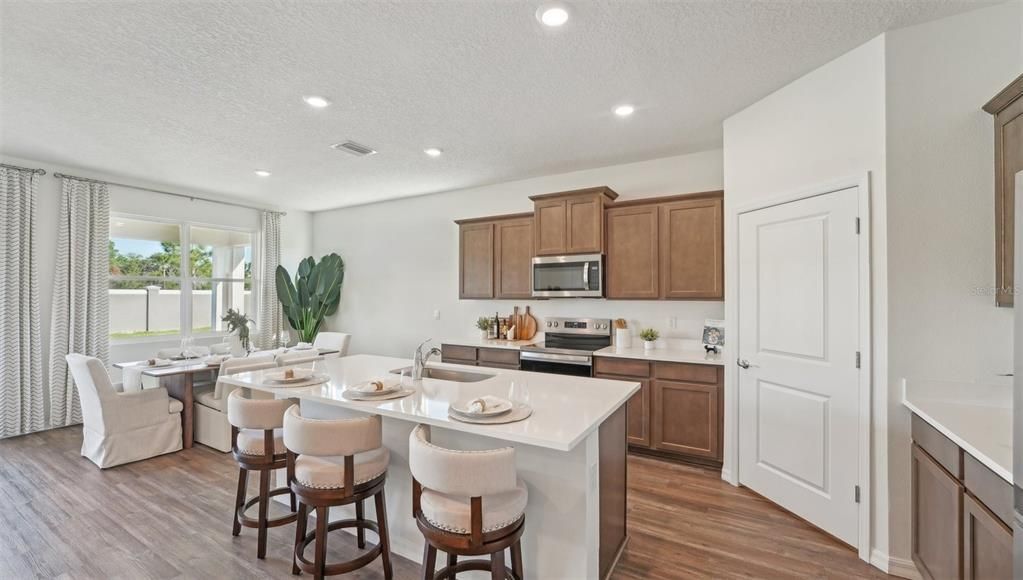 Active With Contract: $344,990 (4 beds, 2 baths, 2034 Square Feet)