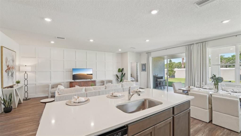 Active With Contract: $344,990 (4 beds, 2 baths, 2034 Square Feet)