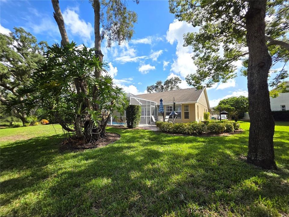 Activo con contrato: $387,900 (3 camas, 2 baños, 2010 Pies cuadrados)