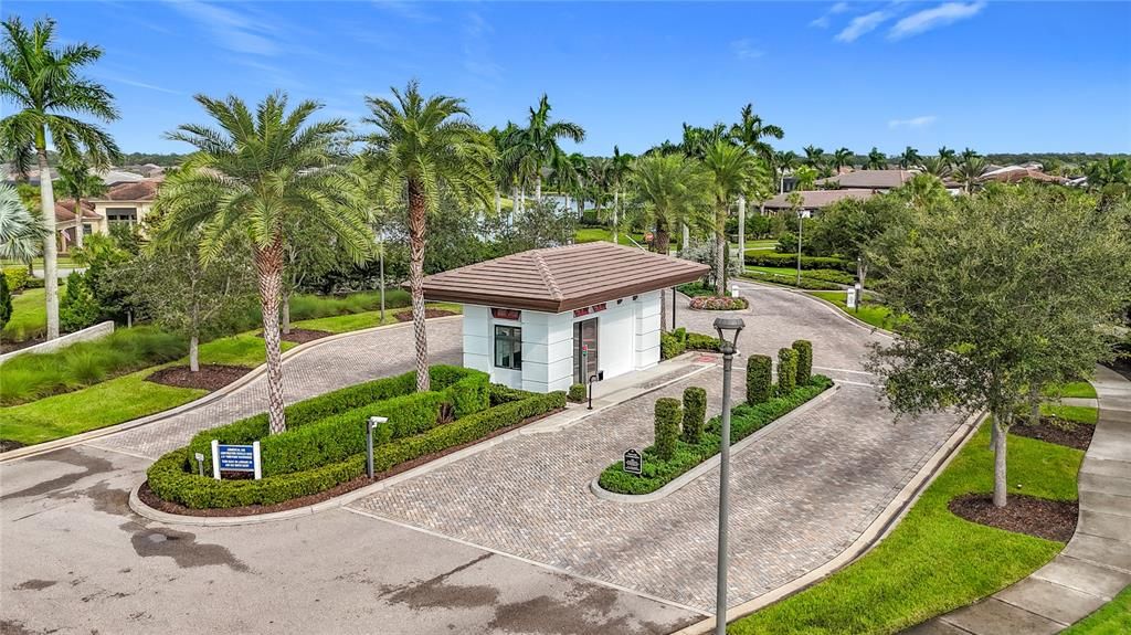 For Sale: $843,000 (3 beds, 3 baths, 2118 Square Feet)