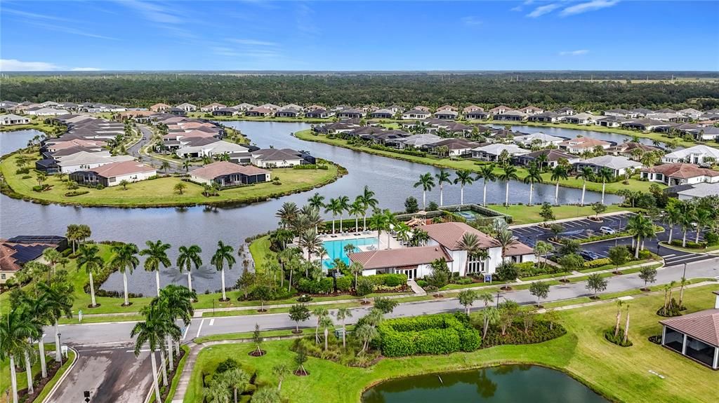 For Sale: $843,000 (3 beds, 3 baths, 2118 Square Feet)