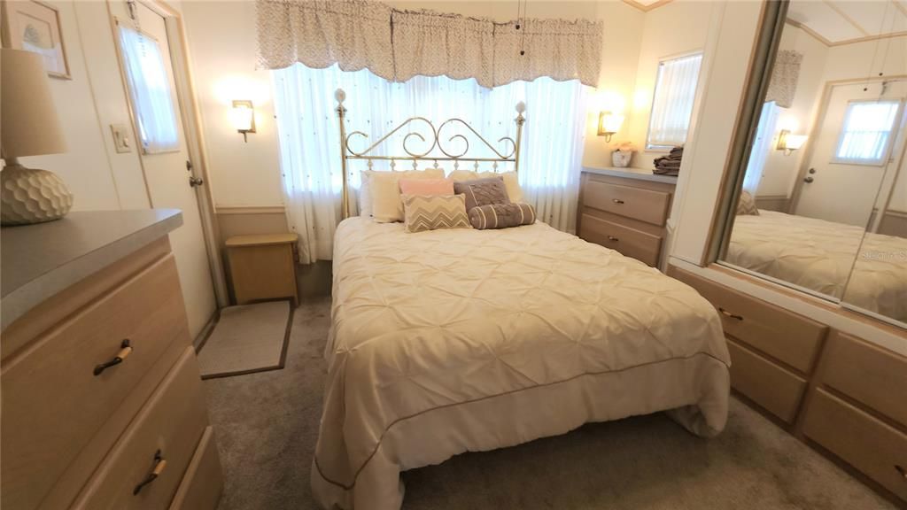 En Venta: $124,900 (1 camas, 2 baños, 816 Pies cuadrados)