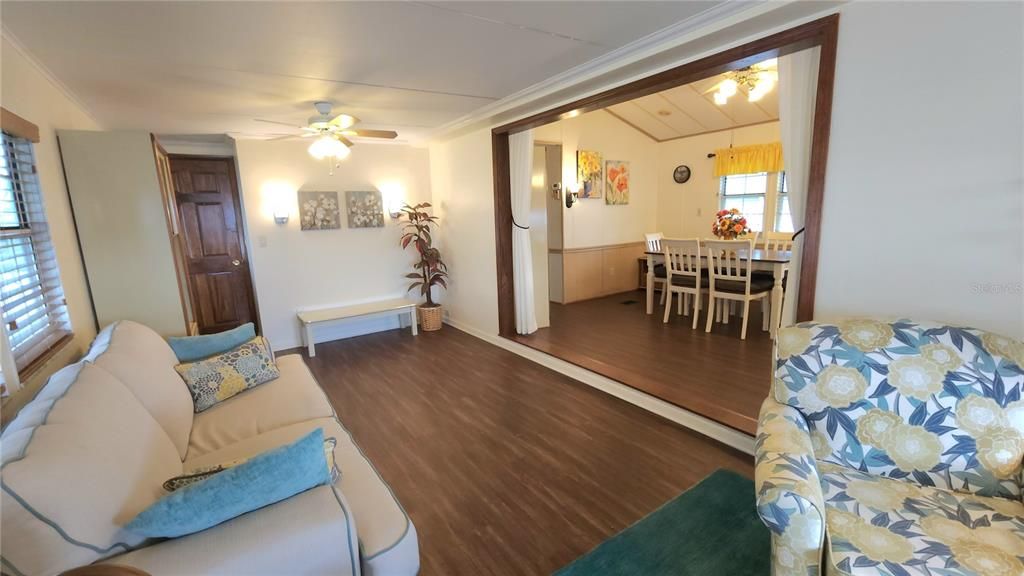 En Venta: $124,900 (1 camas, 2 baños, 816 Pies cuadrados)