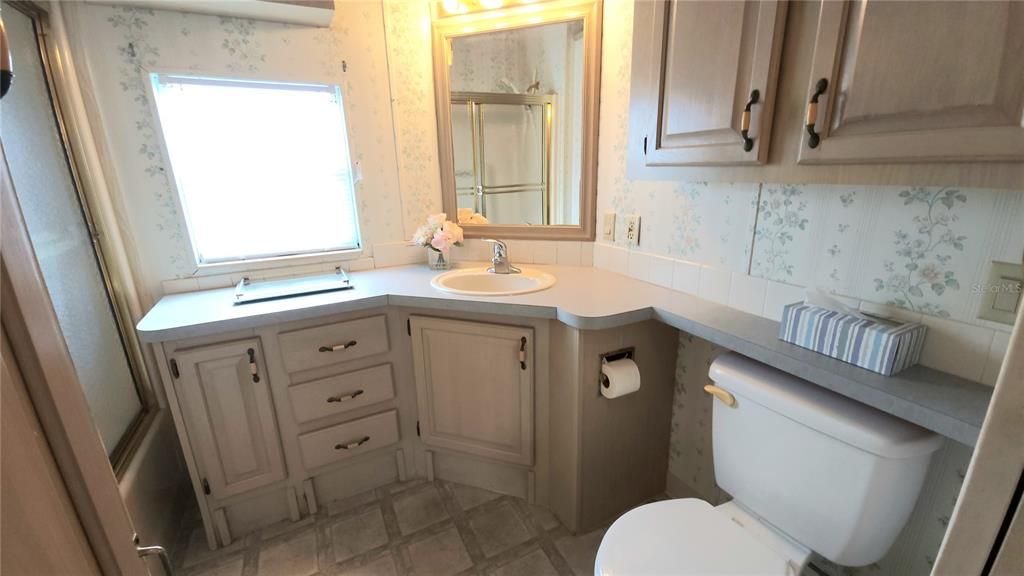 En Venta: $124,900 (1 camas, 2 baños, 816 Pies cuadrados)