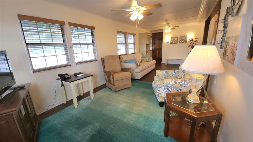 En Venta: $124,900 (1 camas, 2 baños, 816 Pies cuadrados)