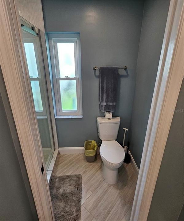 For Rent: $2,800 (3 beds, 2 baths, 1915 Square Feet)