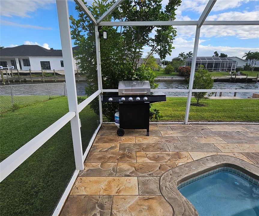 For Rent: $2,800 (3 beds, 2 baths, 1915 Square Feet)