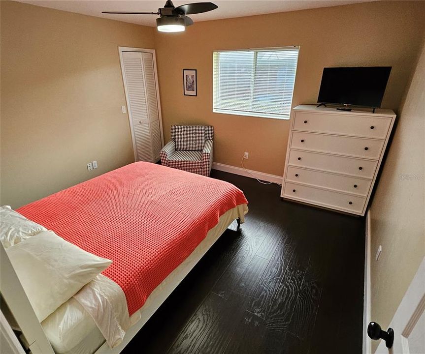 For Rent: $2,800 (3 beds, 2 baths, 1915 Square Feet)