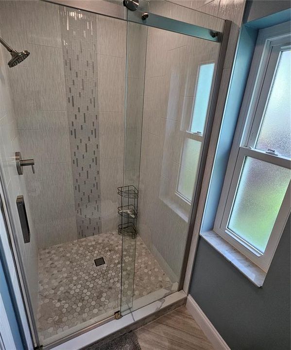 For Rent: $2,800 (3 beds, 2 baths, 1915 Square Feet)