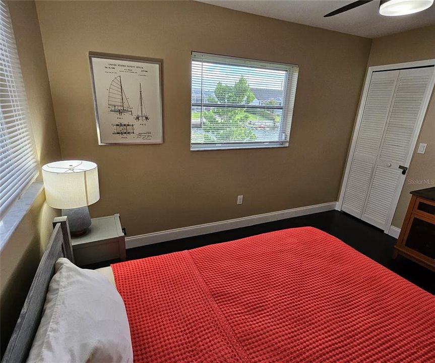 For Rent: $2,800 (3 beds, 2 baths, 1915 Square Feet)