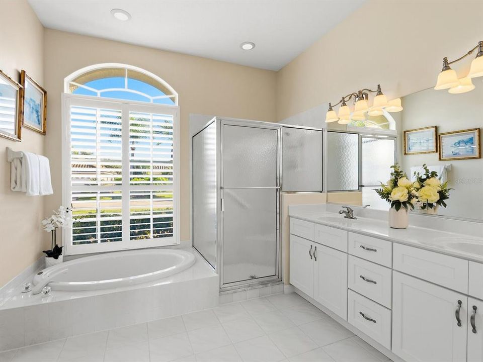 Active With Contract: $649,900 (3 beds, 2 baths, 2467 Square Feet)