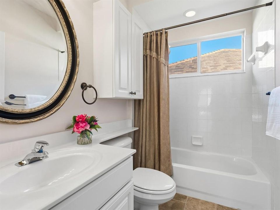 Active With Contract: $649,900 (3 beds, 2 baths, 2467 Square Feet)