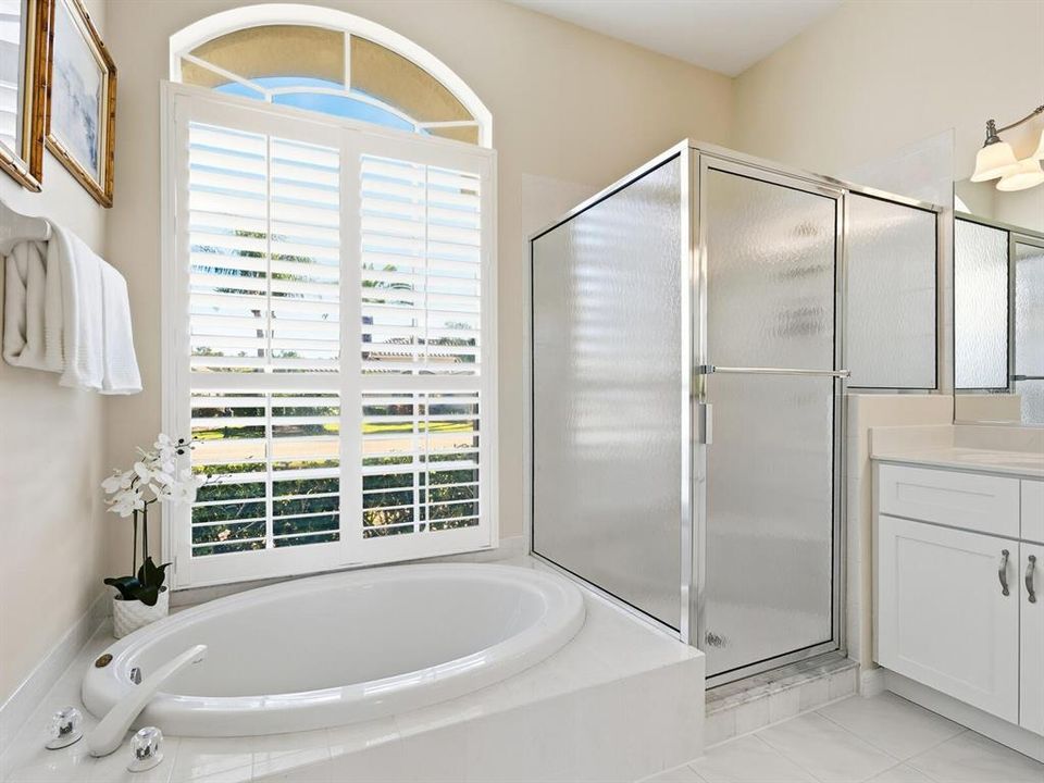 Active With Contract: $649,900 (3 beds, 2 baths, 2467 Square Feet)