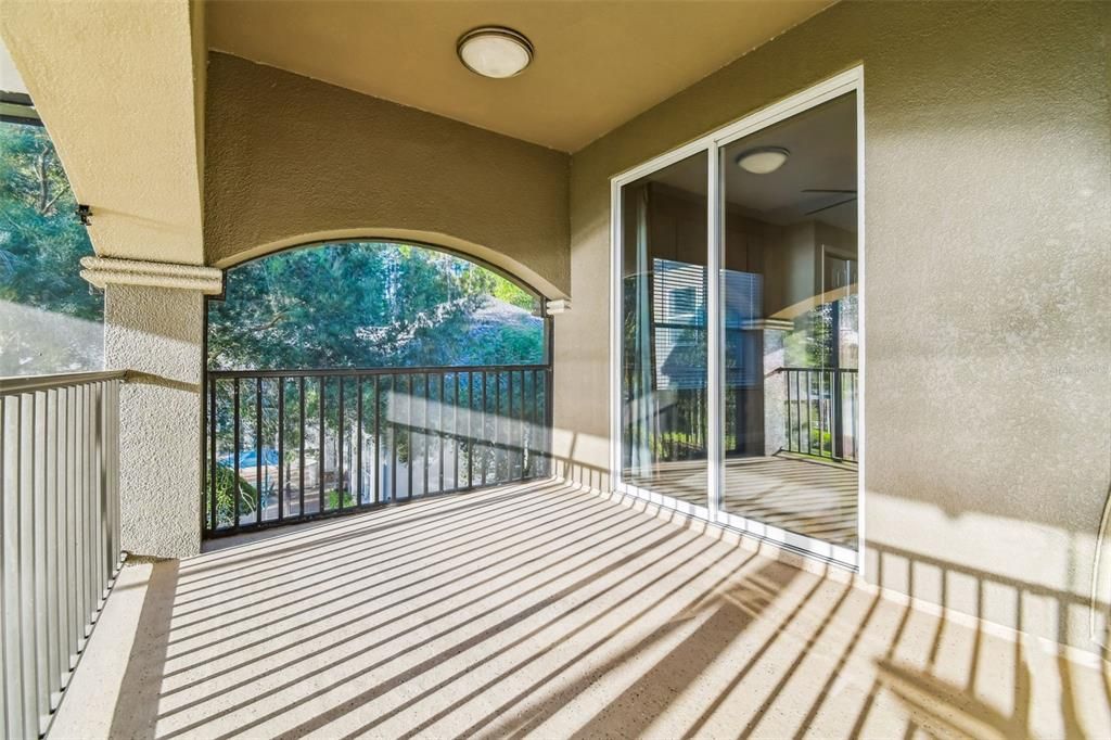 For Sale: $999,999 (5 beds, 3 baths, 3905 Square Feet)