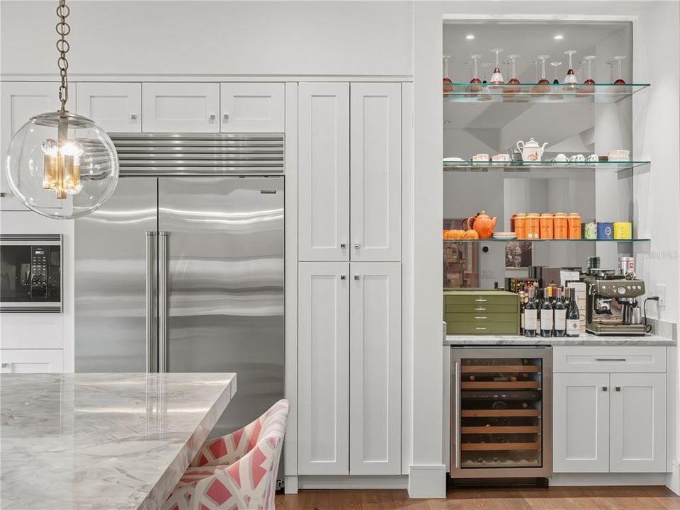 Active With Contract: $1,950,000 (3 beds, 3 baths, 3027 Square Feet)