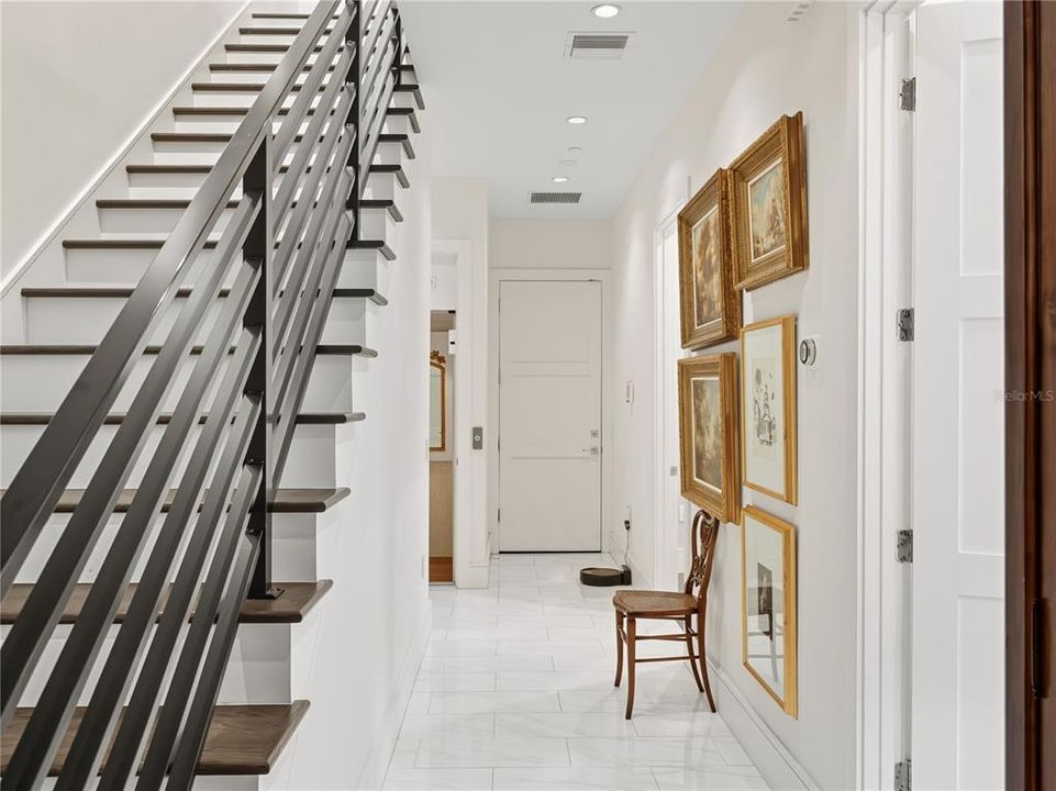 Active With Contract: $1,950,000 (3 beds, 3 baths, 3027 Square Feet)