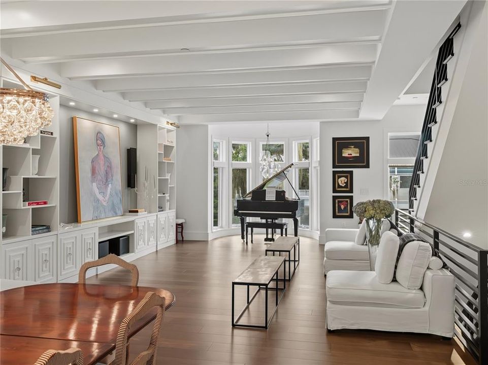 Active With Contract: $1,950,000 (3 beds, 3 baths, 3027 Square Feet)