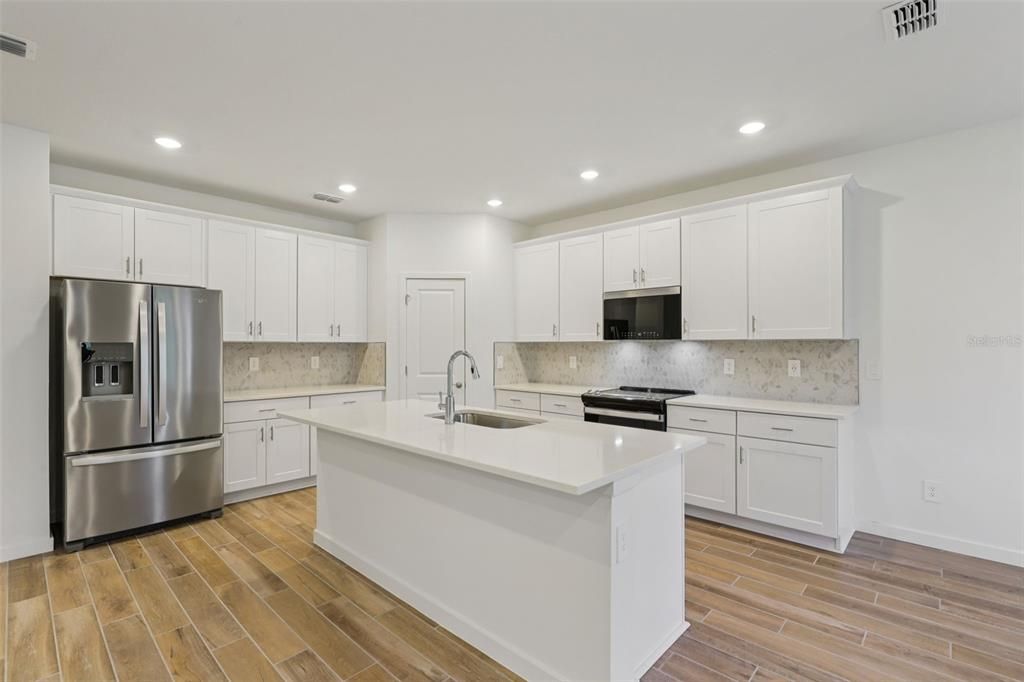 Active With Contract: $363,990 (4 beds, 3 baths, 2193 Square Feet)