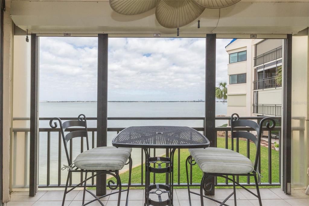 待售: $575,000 (2 贝兹, 2 浴室, 1315 平方英尺)