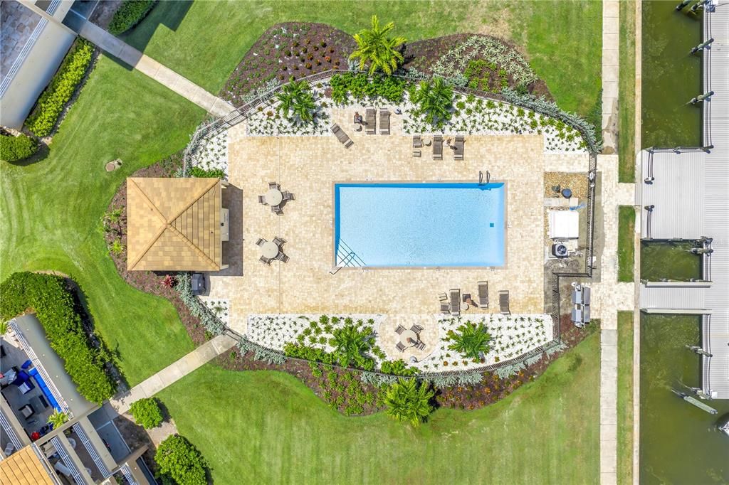 待售: $525,000 (1 贝兹, 1 浴室, 1085 平方英尺)