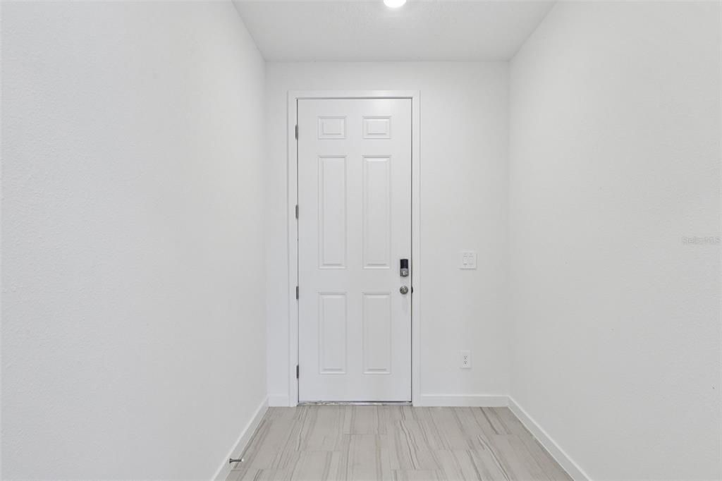 待售: $349,990 (4 贝兹, 2 浴室, 1817 平方英尺)