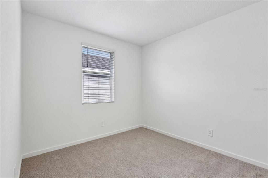 待售: $349,990 (4 贝兹, 2 浴室, 1817 平方英尺)