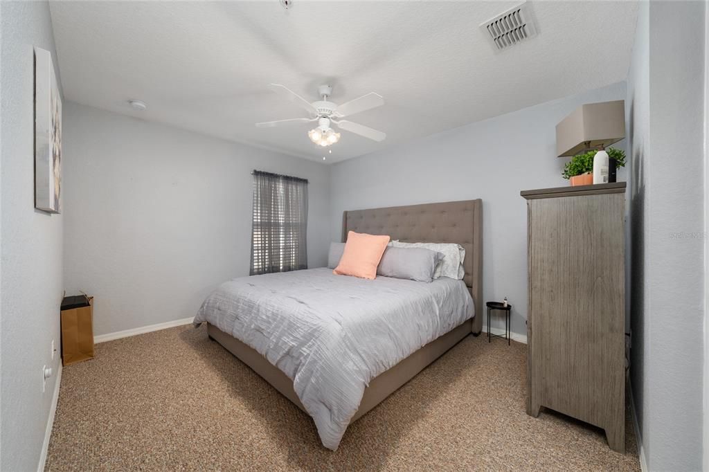 En Venta: $230,000 (3 camas, 2 baños, 1046 Pies cuadrados)